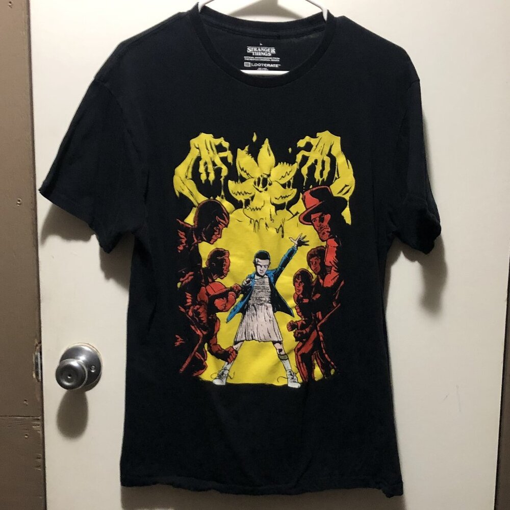 Stranger Things Eleven with graphics t-shirt Size L, Demogorgon